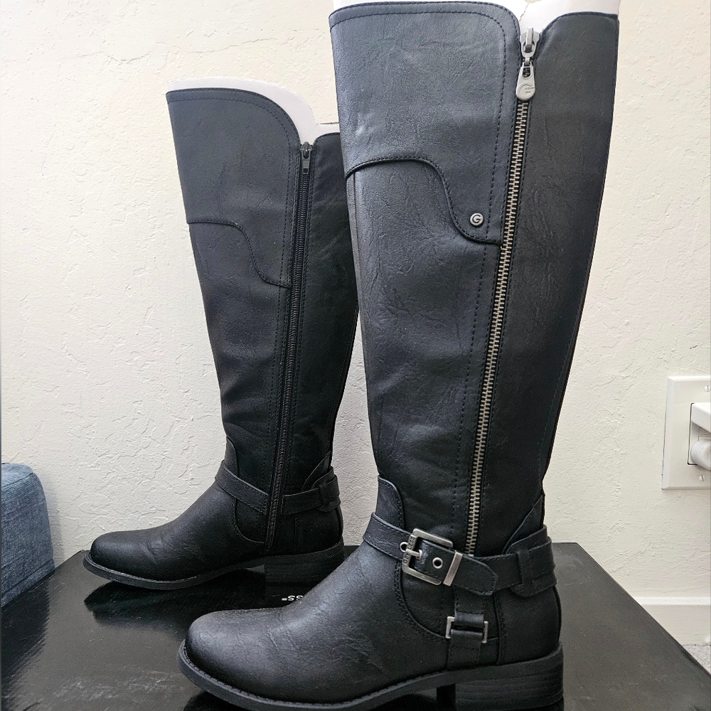 NEW black boots